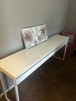 White hi gloss desk with two drawers