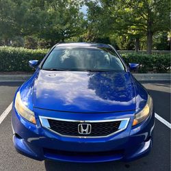 2009 Honda Accord DX Coupe 2D – $5,000 Clean title · 172,000 miles · Automatic · Gasoline · 1 owner