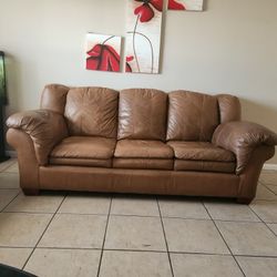 Leather Livingroom Set