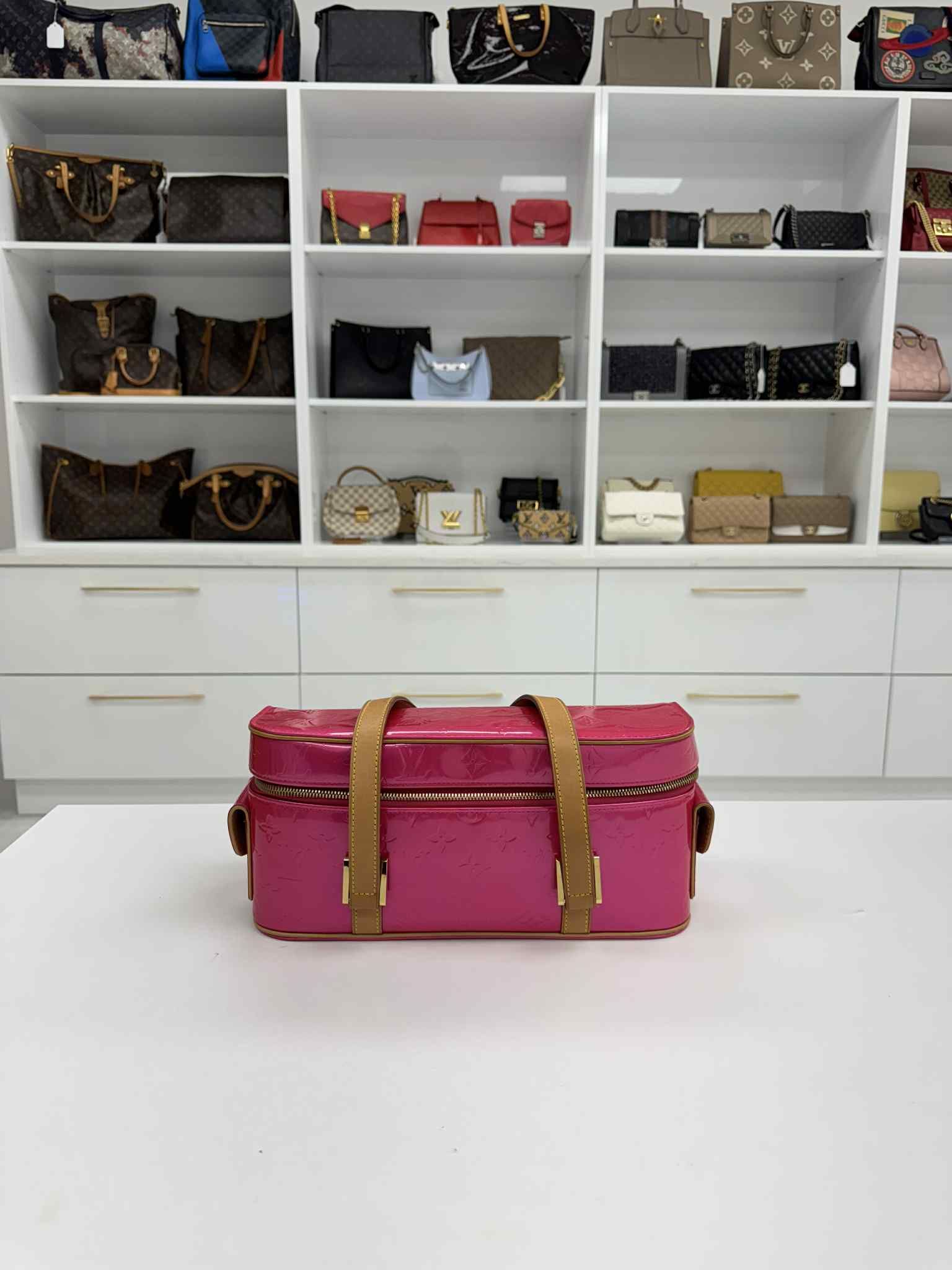 Louis Vuitton Vernis Sullivan Horizonta Pink
