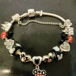 Disney's Minnie Mouse Charm Bracelet