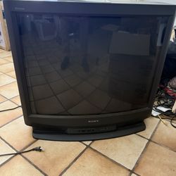 32 Inch Sony Trinitron kv 32s26 CRT TV