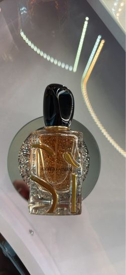 Armani perfume