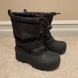 Kids / Youth Northside Snow Boots size 12 