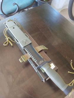 Hunting  knife