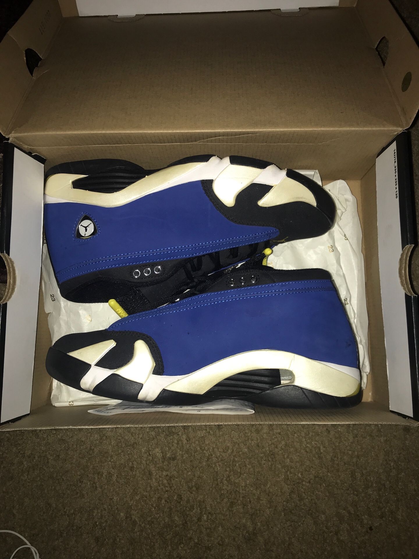Air Jordan 14 laney size 8.5 must come to me