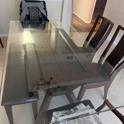 Dinning Table
