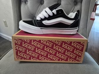 Vans girl