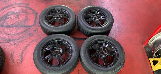 Toyota Prius 15” Wheels/rims With Tires 