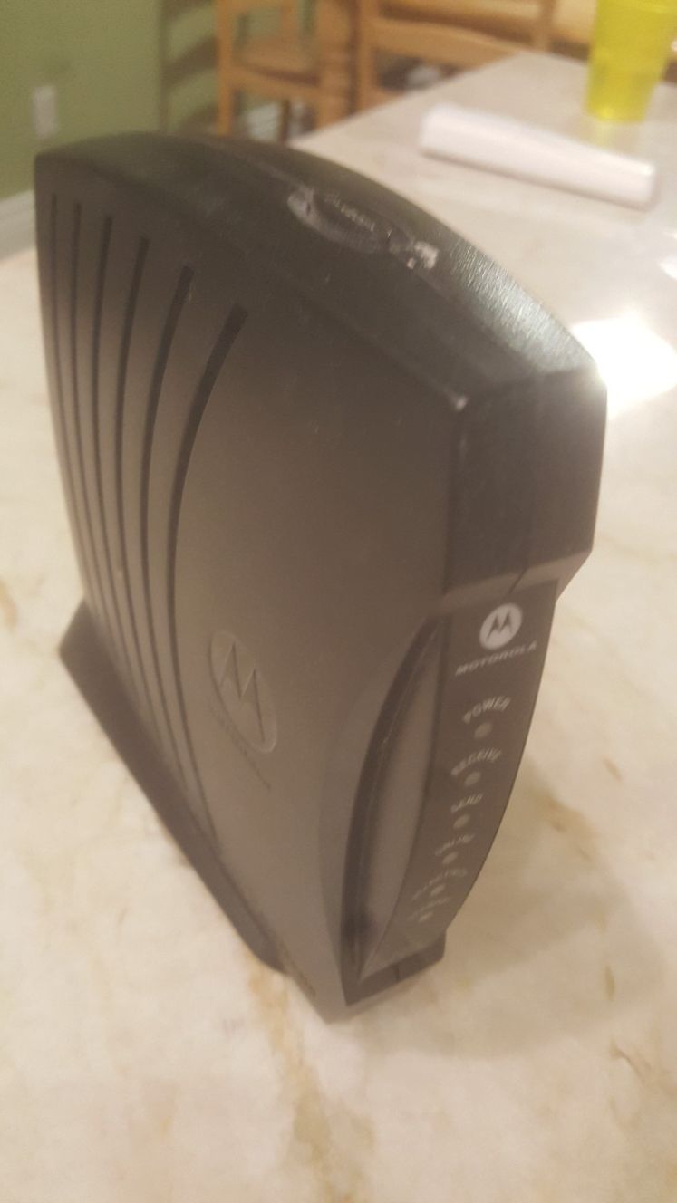 Cable modem - Motorola SB5100 docsis 2.0