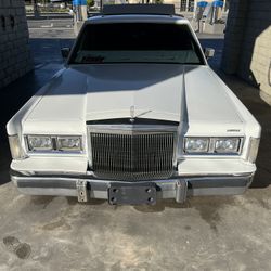 1989 Ford Lincoln 