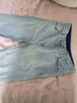 Levi’s 502 Boys / Youth Light Wash Straight Jeans (14 Husky / W33 L29)