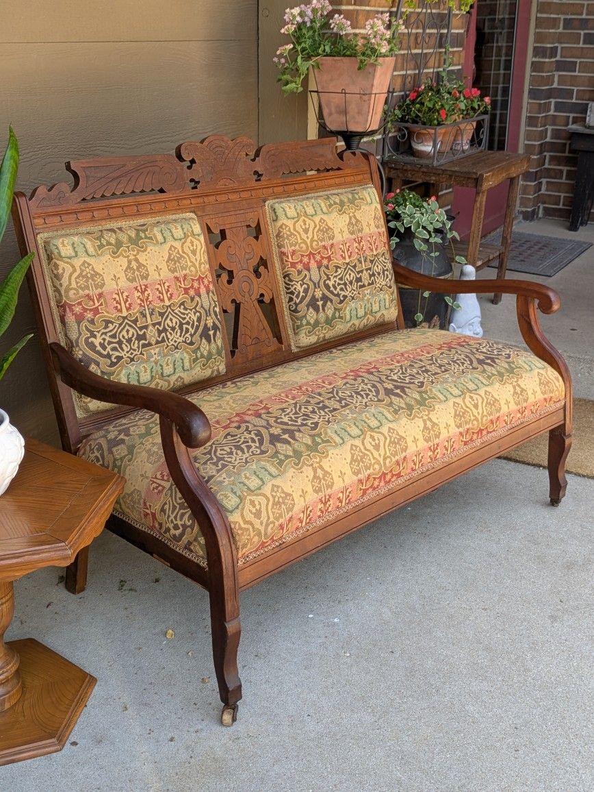 Gorgeous Antique Victorian Settee Wood Carved Loveseat Couch
