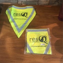 2 NEW REFLECTIVE PET BANDANA COLLAR NEON ADJUSTABLE