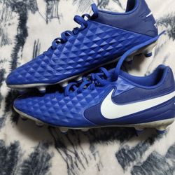 Nike Tiempo Legen 8 Academy FG Cleats 