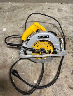 DeWalt hand circular saw