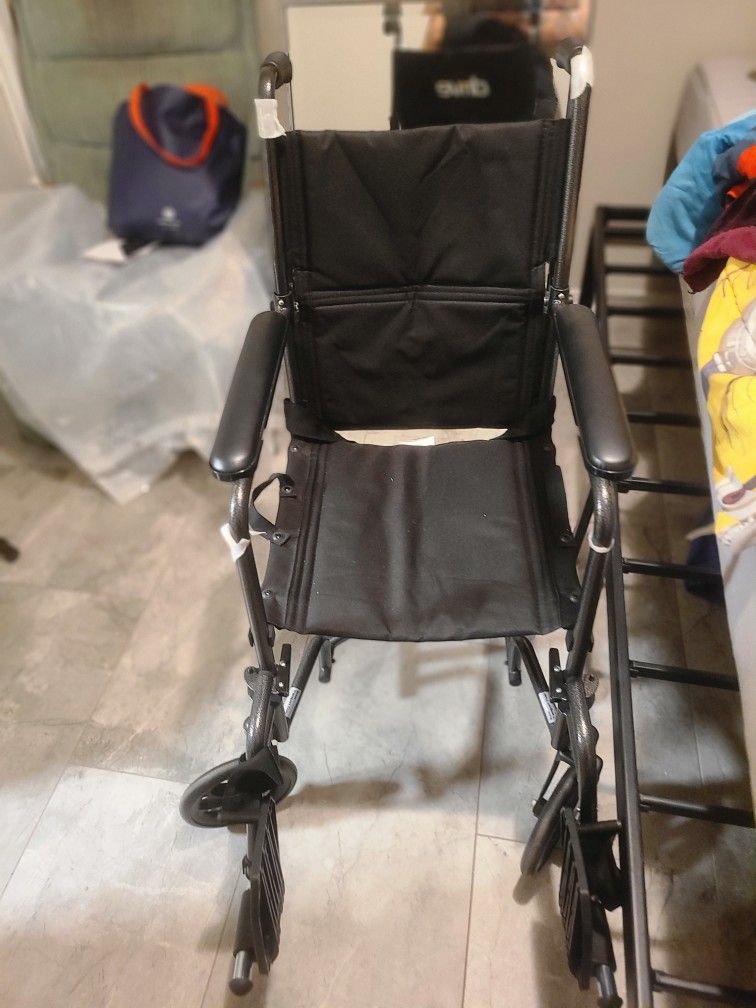 Medical Bundle Wheelchair 