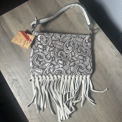 Justing Leather Purse NEW