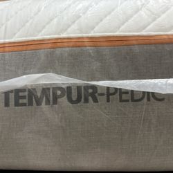 Full Size Tempurpedic Mattress