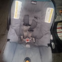 Chicco Fairly Used Carseat