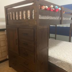 Solid Wood Bunk Bed With 2 Mattress– Great Condition