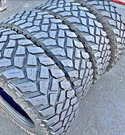 255 75 17 Firestone tires Con 80% de Vida Las 4