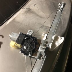 2014 Ford Escape Passenger Rear Door Window Elevator 60     