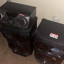 3500 Watts Bluetooth stereo system
