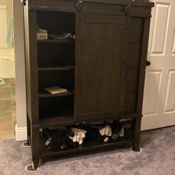 Barn Door Dresser!