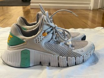 Nike Free Metcon 4 Women’s Training Shoes SZ 6.5(Used)