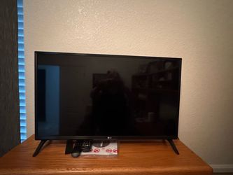 LG 32” TV