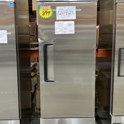 Door dent.  Polarman PLM-19RS 26 3/16" Reach-In Refrigerator with Single Solid Door, Bottom Mount, Stainless Steel, 19 cu. ft.