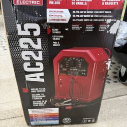 Lincoln Electric 225 Amp Arc/Stick Welder AC225S, 230V