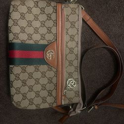 Gucci Crossbody Bag 