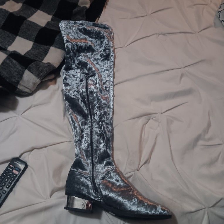 BAMBOO STARDOM THIGH HIGH BOOTS SIZE 9