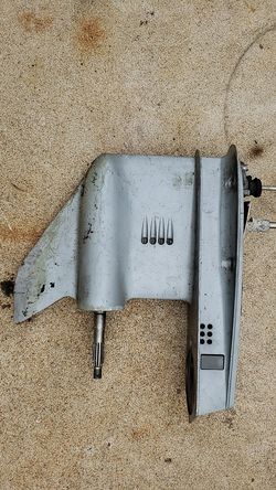 Evinrude 4 cyl lower unit