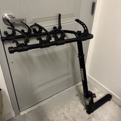 THULE hitch 2’’ receiver 1 to 4 Bike Capacity 