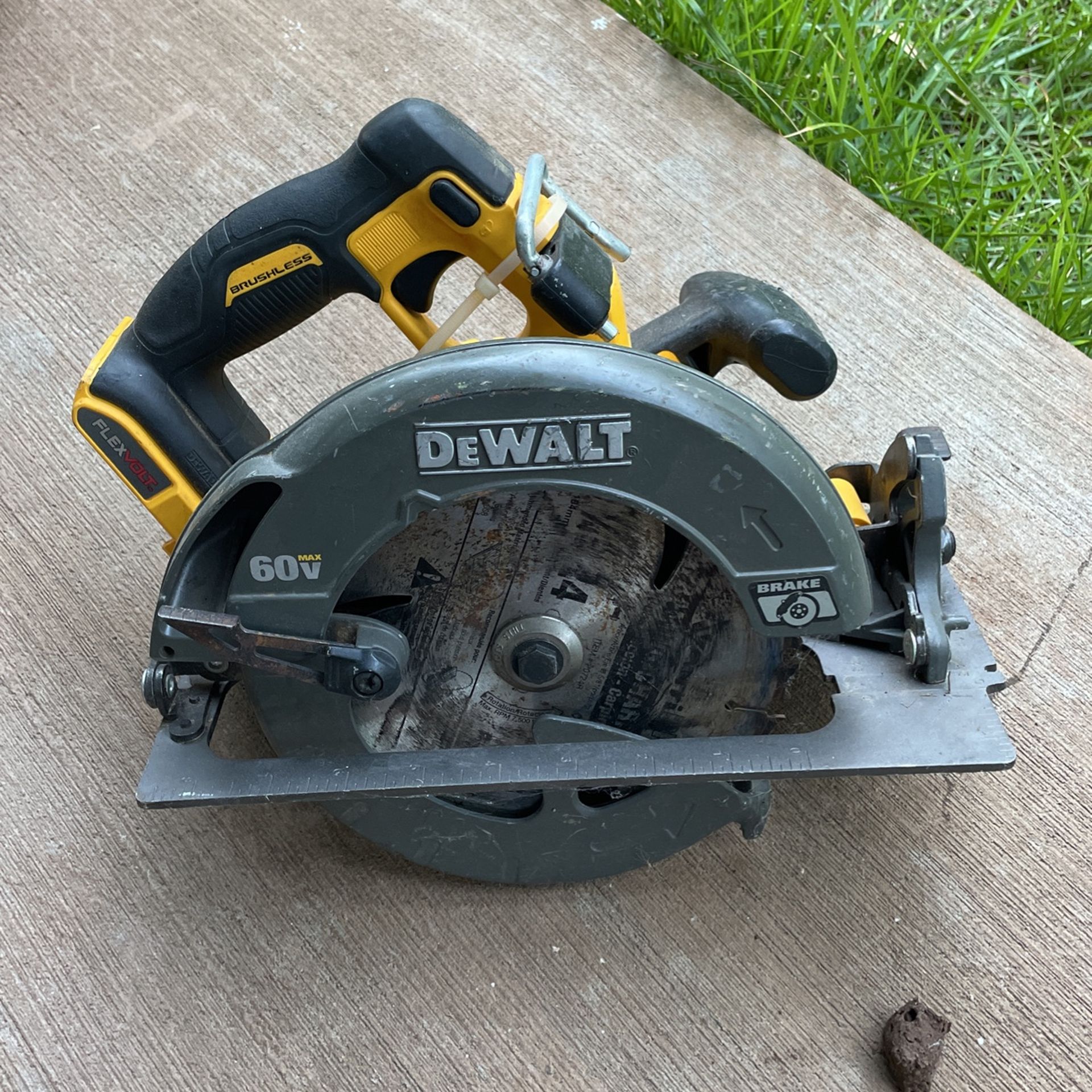 Flexvolt Dewalt Brushless Circular Saw