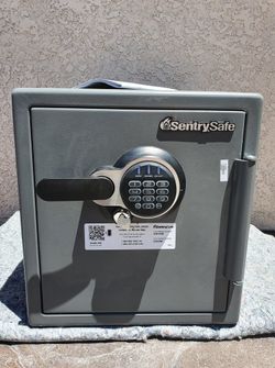 Sentry Safe Fireproof Waterproof Security Safe Box