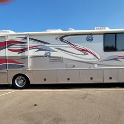 1999 Discovery Motor Home