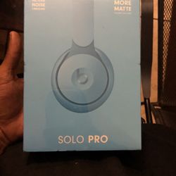 Beats Solo Pro P.w