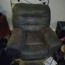 Recliner Chair 