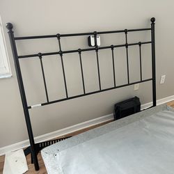 Modern Black Metal Farmhouse Design Headboard - Queen Size