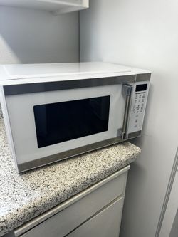 washing Clothes, Machine, Microwave Moving Stuff