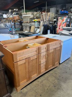 60” Bathroom Vanity for Sale! Double sink, only $250