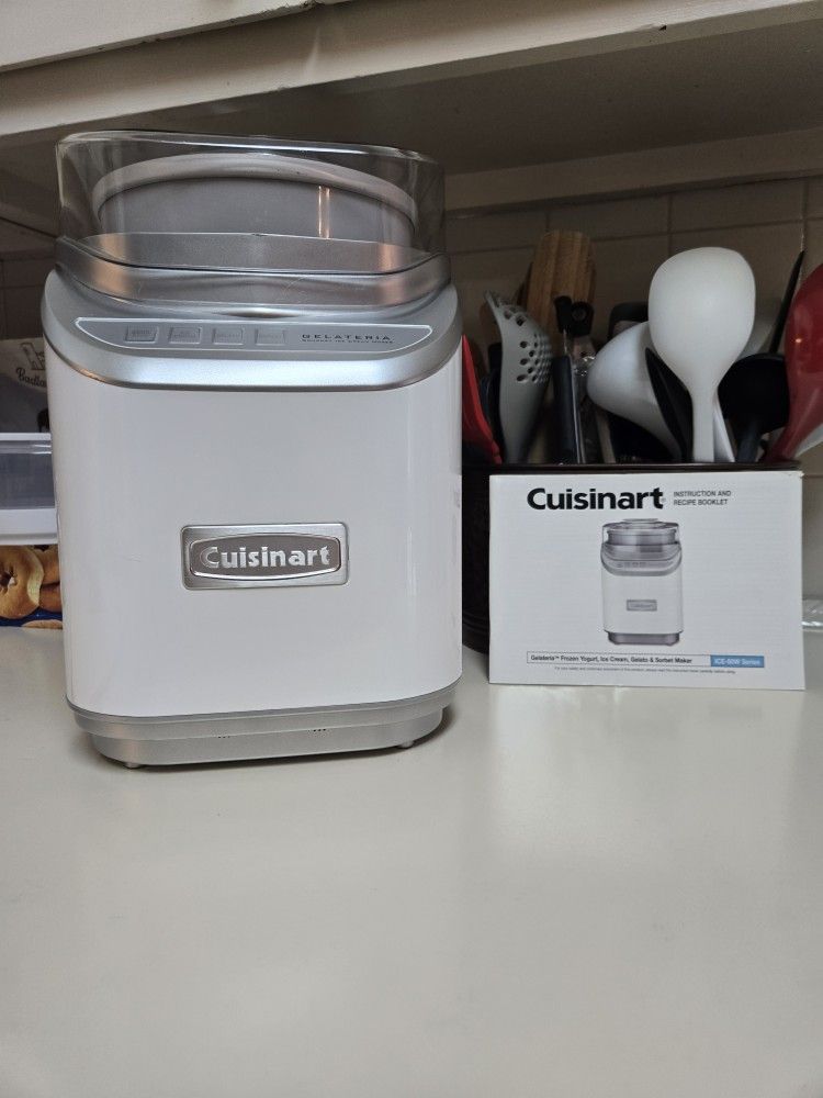 Cuisinart Icecream Maker