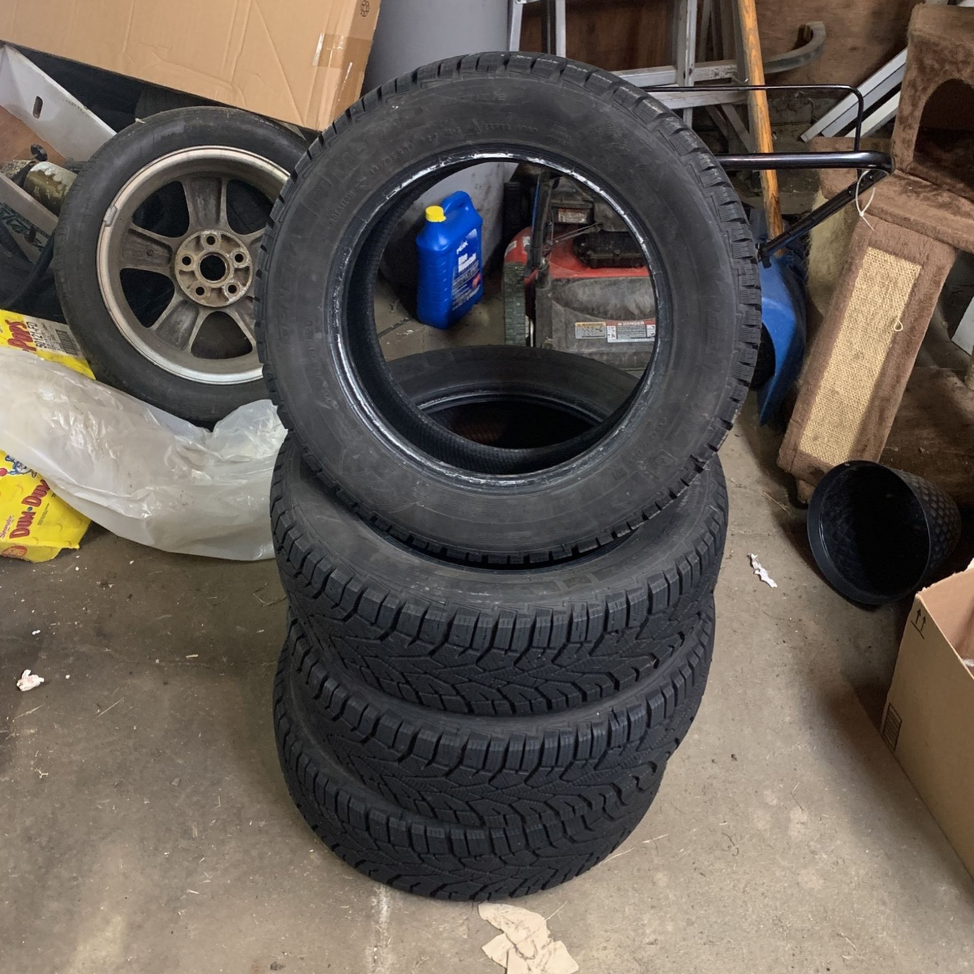 4 Matching Snow Tires