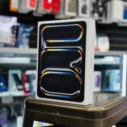 iPad Pro 11in M4 Chip (Latest Model) 