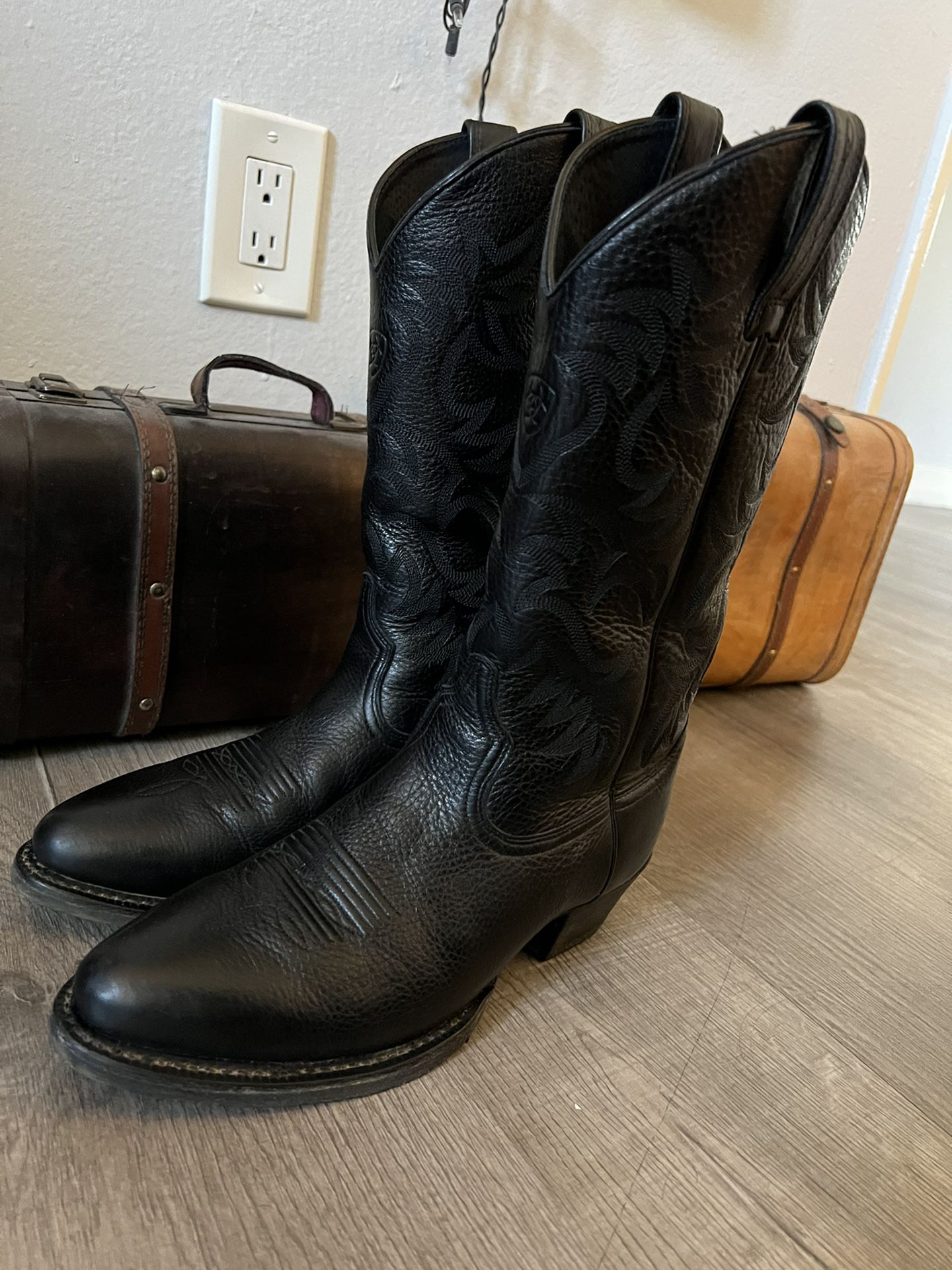 Cowboy Boots (Men Size 8.5)