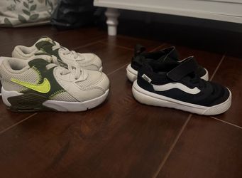 Toddlers Shoes Nike & Vans 